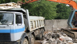 Вывоз строительного мусора с участка в Рузаевке недорого от 1524 руб. | 2Землекопа-Рзв